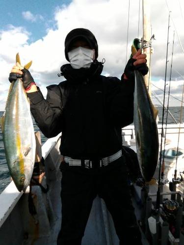 ファイヤードルフィン 釣果