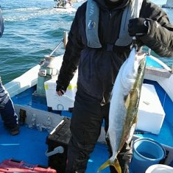 フィッシングガイド りょう 釣果