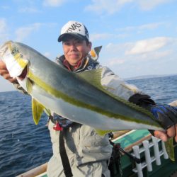 真祐丸 (しんゆうまる) 釣果