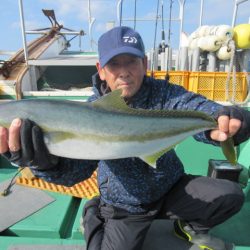 真祐丸 (しんゆうまる) 釣果