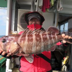 真祐丸 (しんゆうまる) 釣果