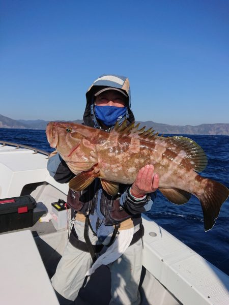 エンペラー 釣果