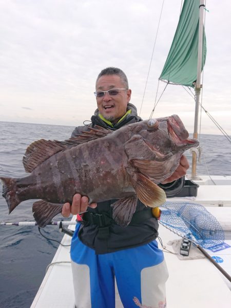 エンペラー 釣果
