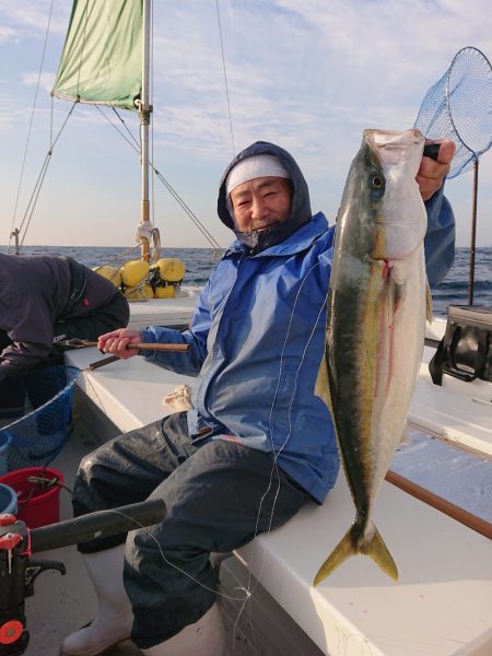 エンペラー 釣果