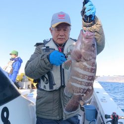 エンペラー 釣果