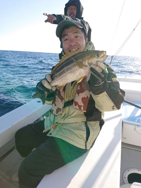 エンペラー 釣果