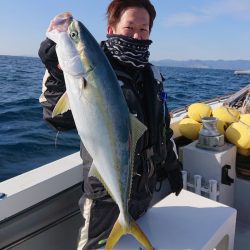 エンペラー 釣果