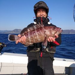 エンペラー 釣果