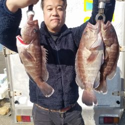 進誠丸 釣果