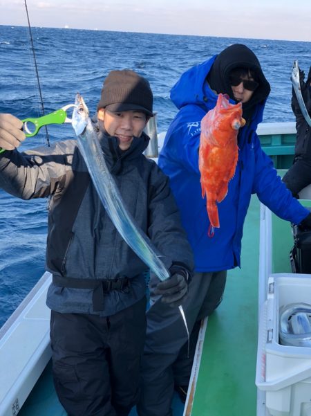丸万釣船 釣果