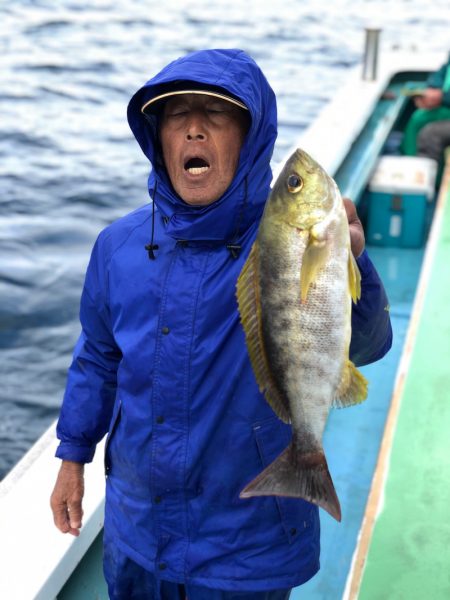 丸万釣船 釣果