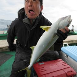 真祐丸 (しんゆうまる) 釣果