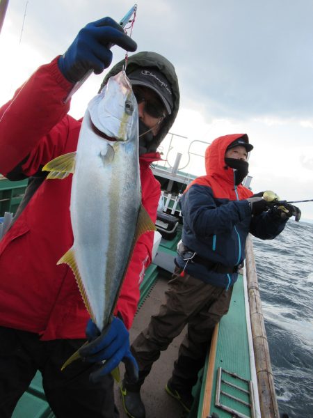 真祐丸 （しんゆうまる） 釣果