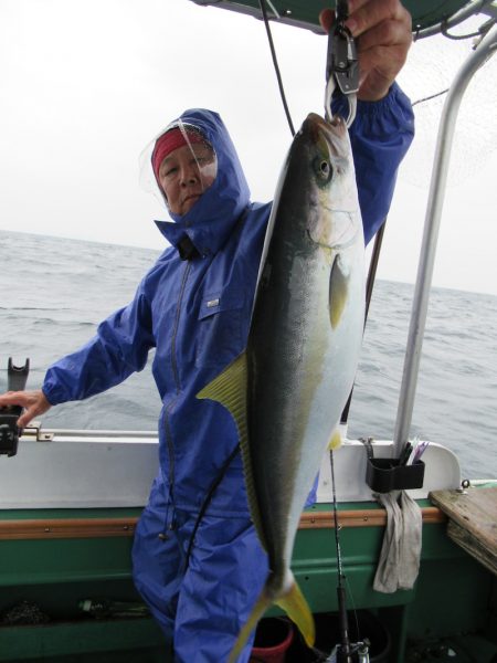 真祐丸 （しんゆうまる） 釣果