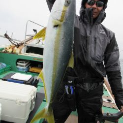 真祐丸 （しんゆうまる） 釣果