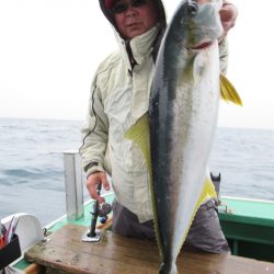 真祐丸 （しんゆうまる） 釣果