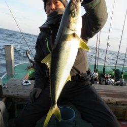 真祐丸 （しんゆうまる） 釣果