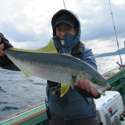 真祐丸 (しんゆうまる) 釣果