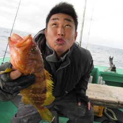 真祐丸 (しんゆうまる) 釣果