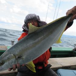 真祐丸 (しんゆうまる) 釣果