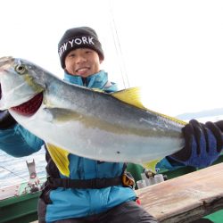 真祐丸 (しんゆうまる) 釣果