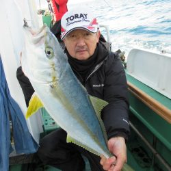 真祐丸 (しんゆうまる) 釣果