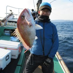 真祐丸 （しんゆうまる） 釣果