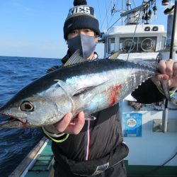 真祐丸 （しんゆうまる） 釣果