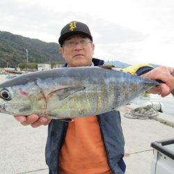 真祐丸 （しんゆうまる） 釣果