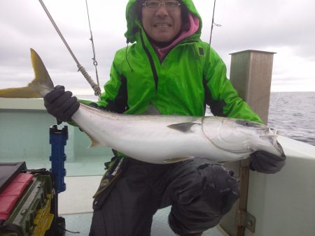 ひな丸 釣果