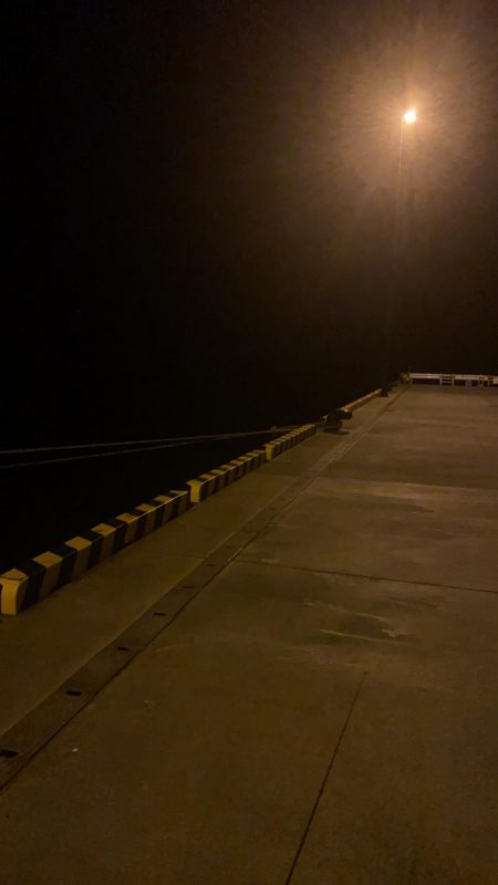 冷たい風に吹かれながら…