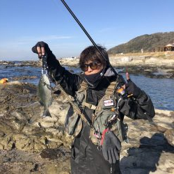 グレ爆釣 35から25cm10匹