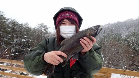 フィッシングレイクたかみや 釣果