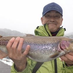 フィッシングレイクたかみや 釣果
