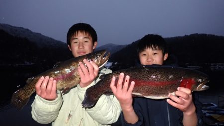 フィッシングレイクたかみや 釣果