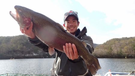 フィッシングレイクたかみや 釣果