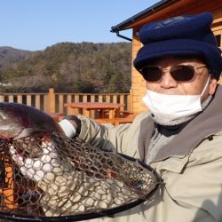 フィッシングレイクたかみや 釣果