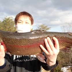 フィッシングレイクたかみや 釣果