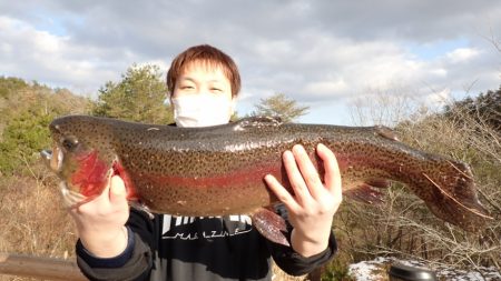 フィッシングレイクたかみや 釣果