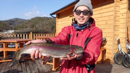 フィッシングレイクたかみや 釣果