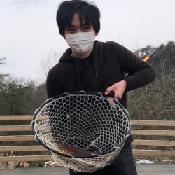 フィッシングレイクたかみや 釣果