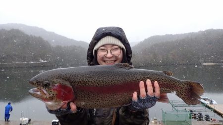 フィッシングレイクたかみや 釣果