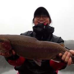 フィッシングレイクたかみや 釣果