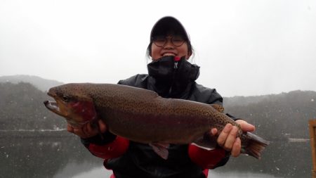 フィッシングレイクたかみや 釣果