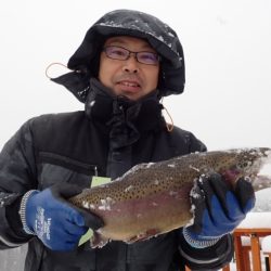 フィッシングレイクたかみや 釣果