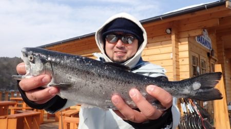 フィッシングレイクたかみや 釣果