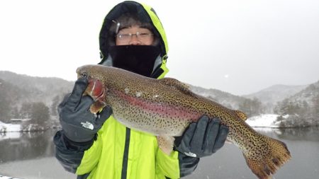 フィッシングレイクたかみや 釣果