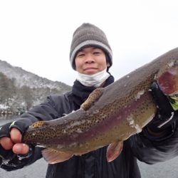 フィッシングレイクたかみや 釣果