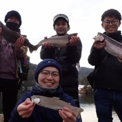 フィッシングレイクたかみや 釣果