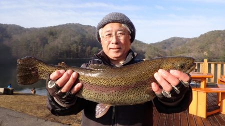 フィッシングレイクたかみや 釣果